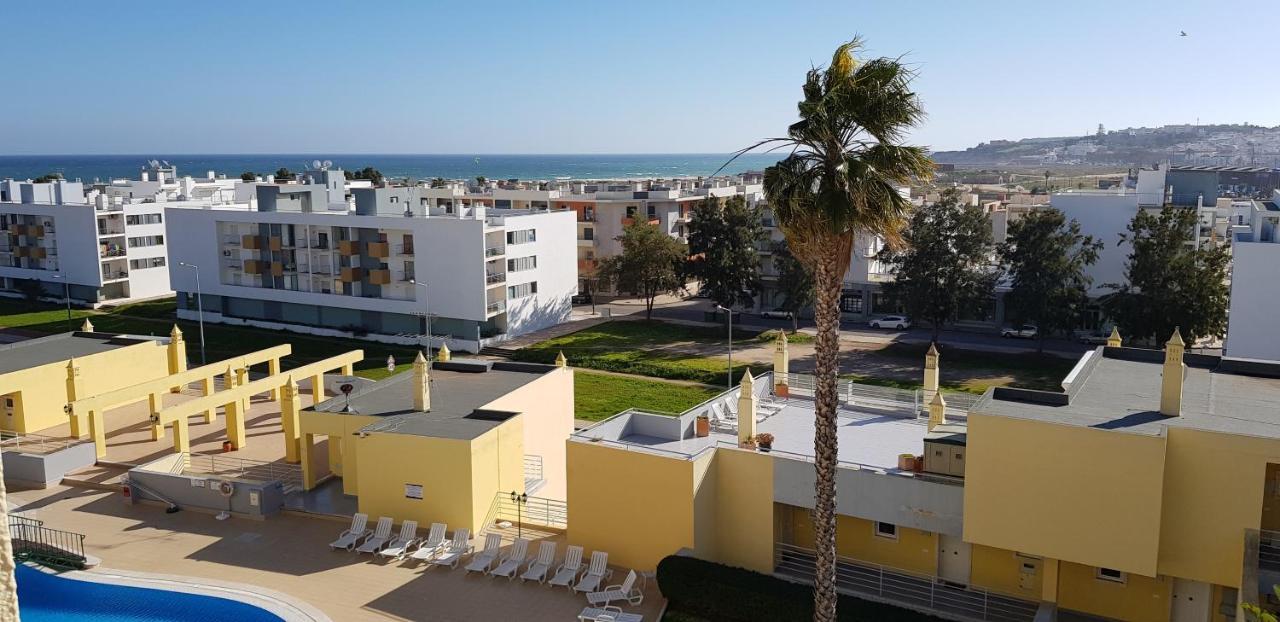 Sea View Apartment By Beach & Marina #1869 Lagos Exterior photo
