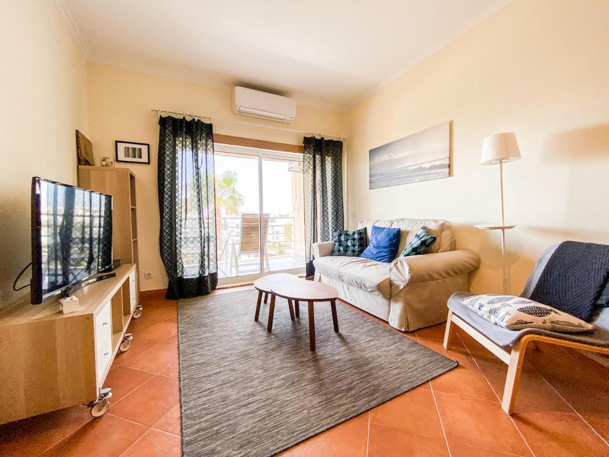 Sea View Apartment By Beach & Marina #1869 Lagos Exterior photo