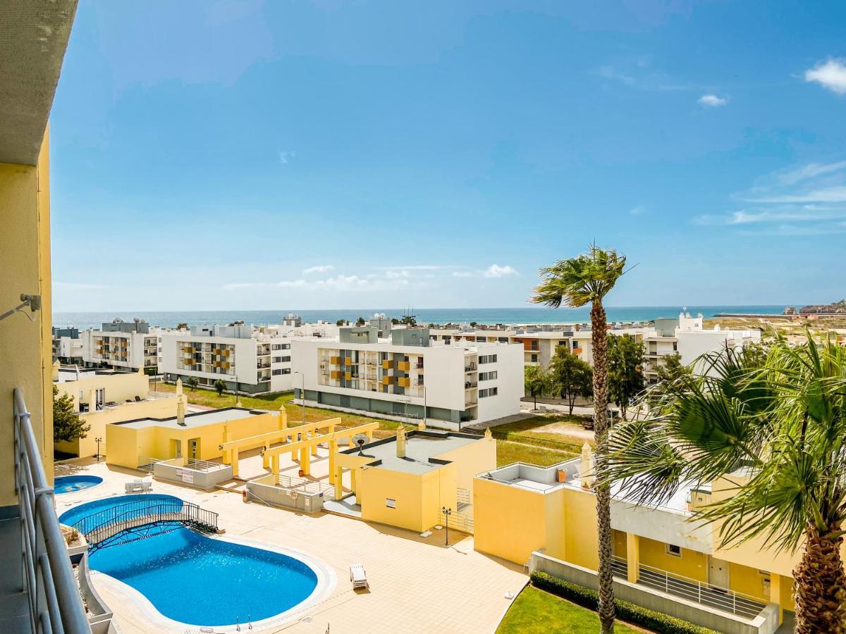 Sea View Apartment By Beach & Marina #1869 Lagos Exterior photo